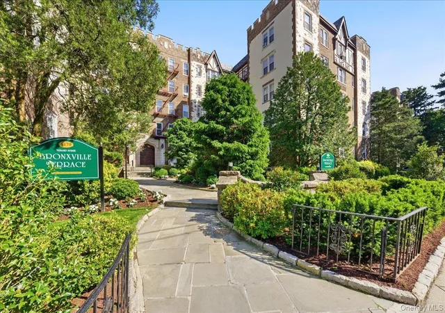 1468-midland-ave-1a-yonkers-ny-10708/hzid_92b0dfae