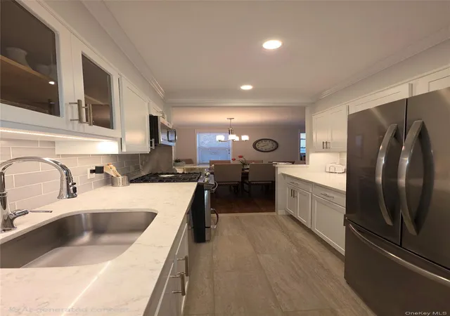 1-oakridge-pl-5k-eastchester-ny-10709/hzid_06014520