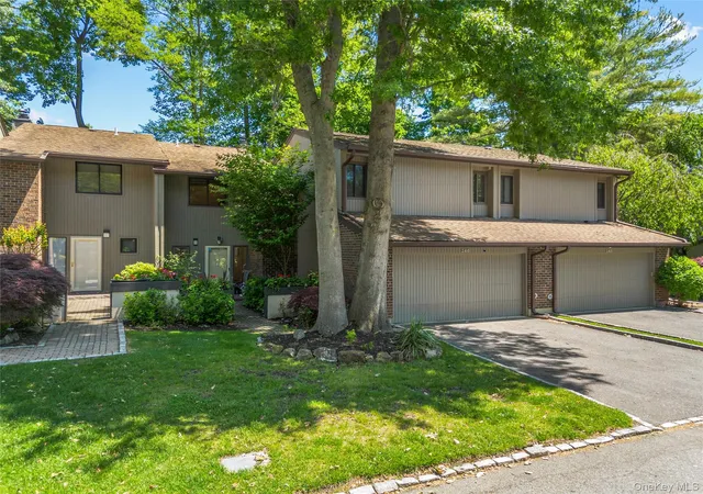 246-hamlet-dr-oyster-bay-ny-11753/hzid_308e5048