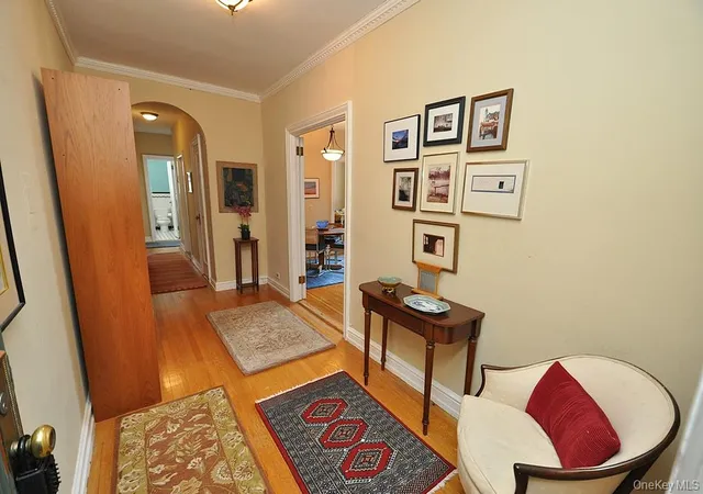 143-garth-rd-5j-eastchester-ny-10583/hzid_877446ce