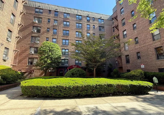83-25-98th-street-6s-woodhaven-ny-11421/hzid_801730f8