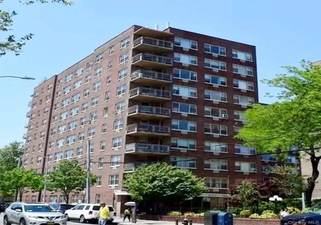 8111-45th-avenue-5c-new-york-ny-11373/hzid_26d0eb4c