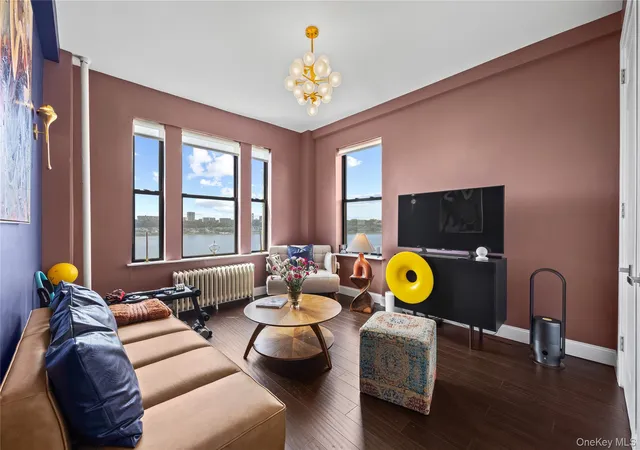 725-riverside-dr-9c-new-york-ny-10031/hzid_4c8b4e3d