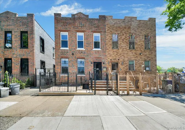 1032-metcalf-ave-bronx-ny-10472/hzid_ac8b8d7b