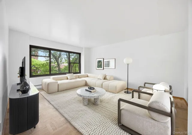 33-52-crescent-st-4c-astoria-ny-11106/hzid_3ffca914