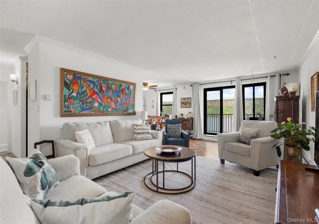 1085-warburton-ave-425-yonkers-ny-10701/hzid_44515cf2