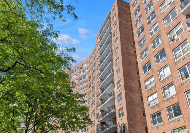 61-20-grand-central-pkwy-a208-forest-hills-ny-11375/hzid_21e1b4e6