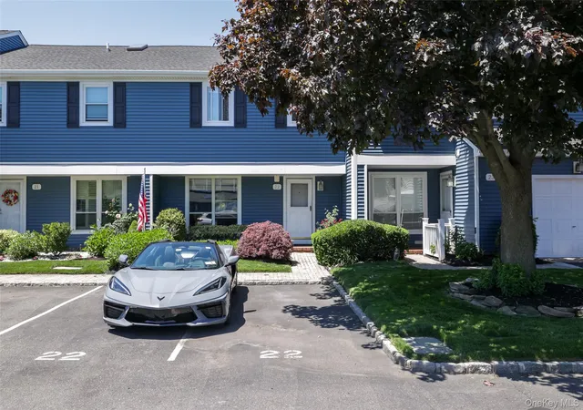 100-baker-ct-22-hempstead-ny-11558/hzid_65dbf9cd
