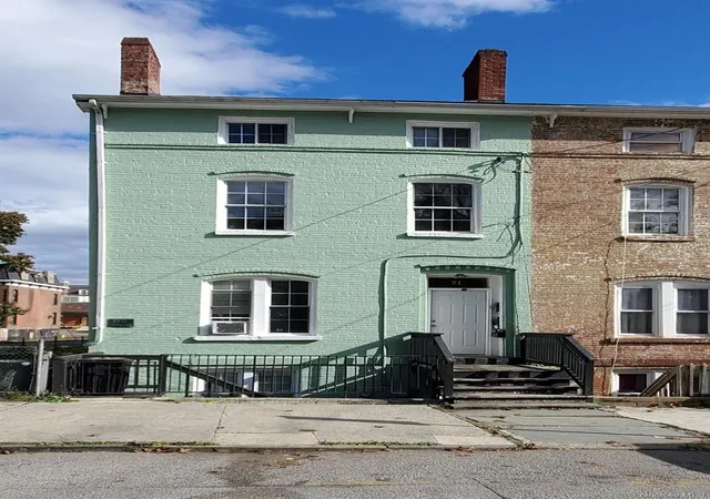 71-lander-st-newburgh-ny-12550/hzid_c2d6149e