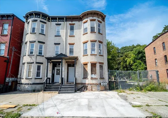 347-liberty-st-newburgh-ny-12550/hzid_06d9eedc