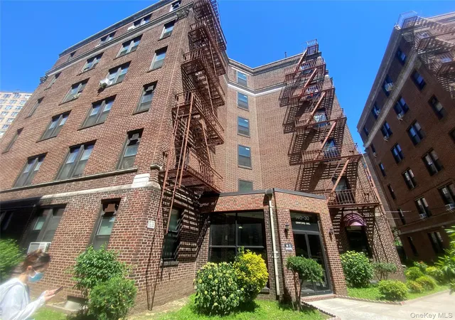 140-30-sanford-ave-5a-new-york-ny-11355/hzid_a38361e2