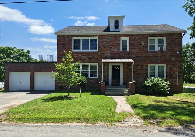 97-rauch-rd-lake-huntington-ny-12752/hzid_6239c0bb