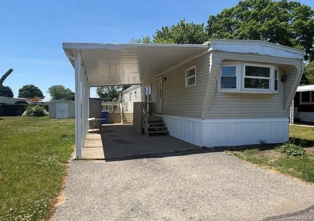 70-revere-dr-bohemia-ny-11716/hzid_54699218
