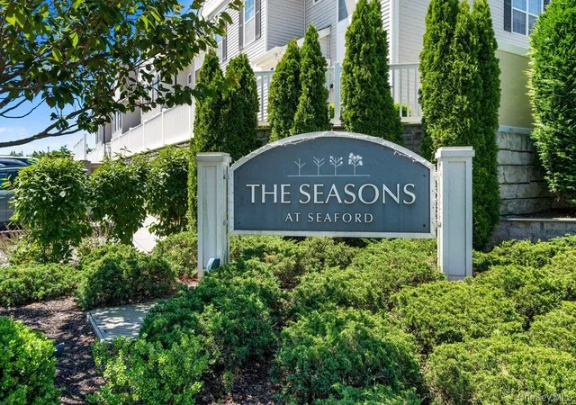54-spring-dr-seaford-ny-11783/hzid_50c9f3f5