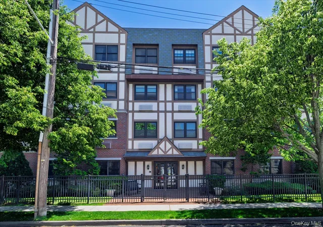 55-clinton-ave-401-rockville-centre-ny-11570/hzid_177cadf0