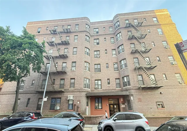 83-st-vietor-ave-1o-new-york-ny-11373/hzid_87591c0c