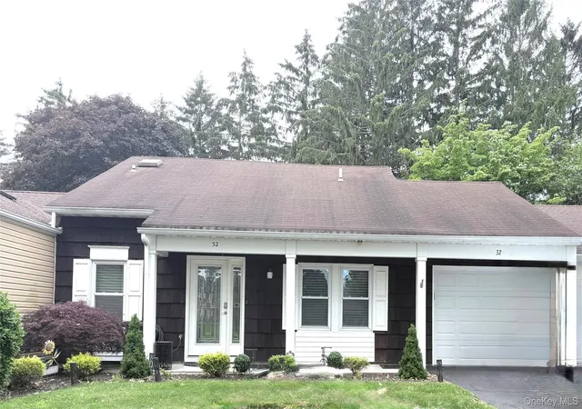 32-hearthside-dr-brookhaven-ny-11766/hzid_65af0e97