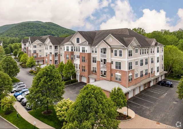 811-regency-dr-802-fishkill-ny-12524/hzid_49909c58