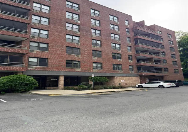 50-barker-st-332-mount-kisco-ny-10549/hzid_3b0aae7e