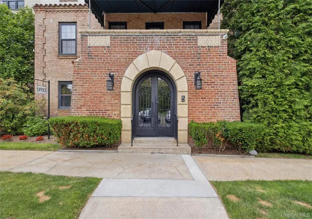 1273-north-ave-1e-new-rochelle-ny-10804/hzid_75db3b11
