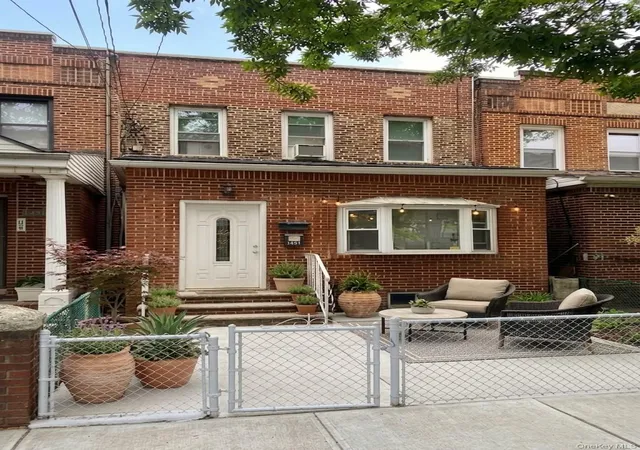 22-48-43rd-street-new-york-ny-11105/hzid_15295702