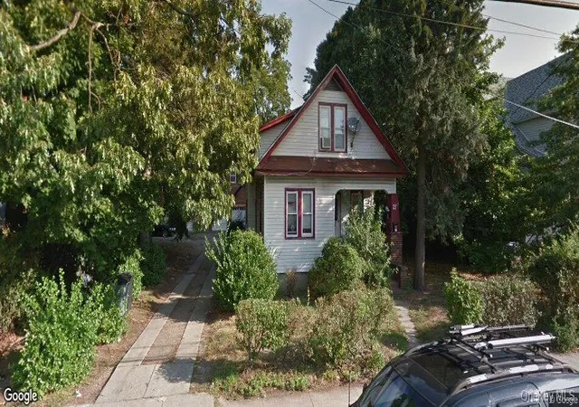 21-e-clinton-ave-hempstead-ny-11575/hzid_0c135686