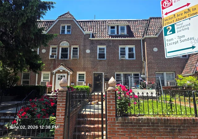 3716-79th-street-new-york-ny-11372/hzid_ca04beb9