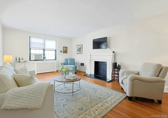 1273-north-ave-5h-entrance-8-new-rochelle-ny-10804/hzid_8a6fbe55