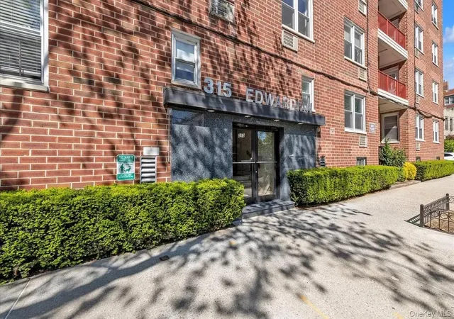 315-w-232-street-6g-bronx-ny-10463/hzid_a7e2dc94