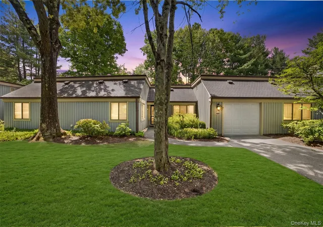 300-heritage-hills-b-somers-ny-10589/hzid_7ae1d442