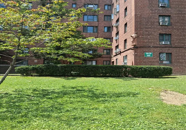 1575-odell-st-tb-new-york-ny-10462/hzid_73690003