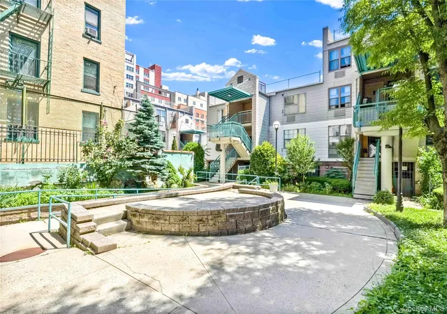 524-e-159th-street-2c-new-york-ny-10451/hzid_b780e4b5