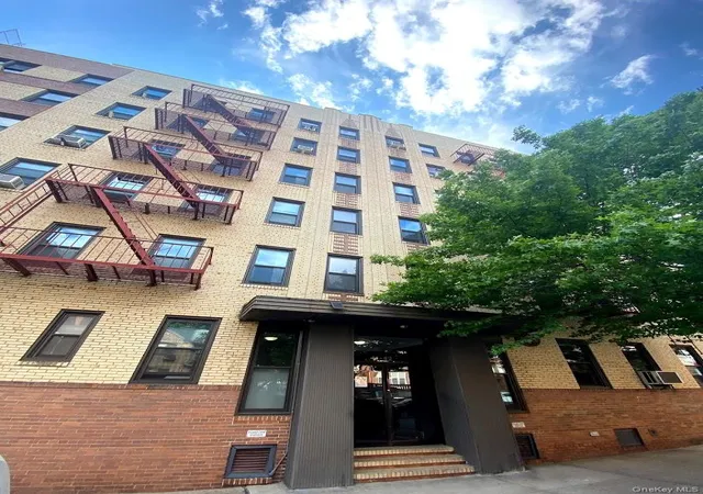 41-42-50th-st-4f-new-york-ny-11377/hzid_082d331f