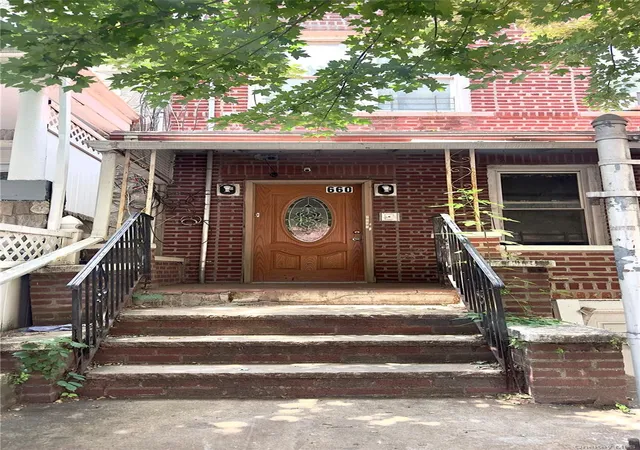660-warwick-st-new-york-ny-11207/hzid_833113f5