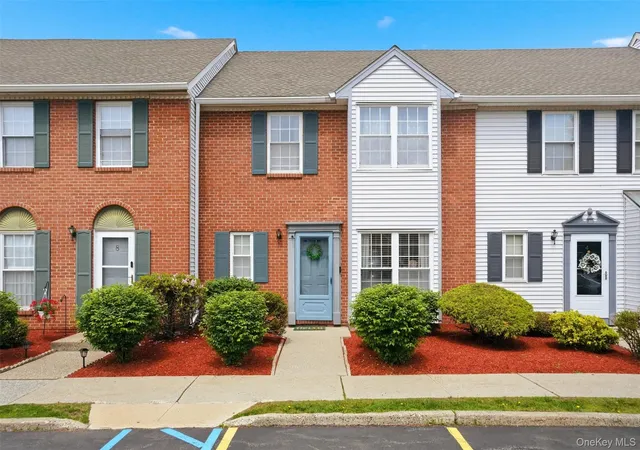 6-goldsmith-ct-blooming-grove-ny-10992/hzid_faf8f8bf