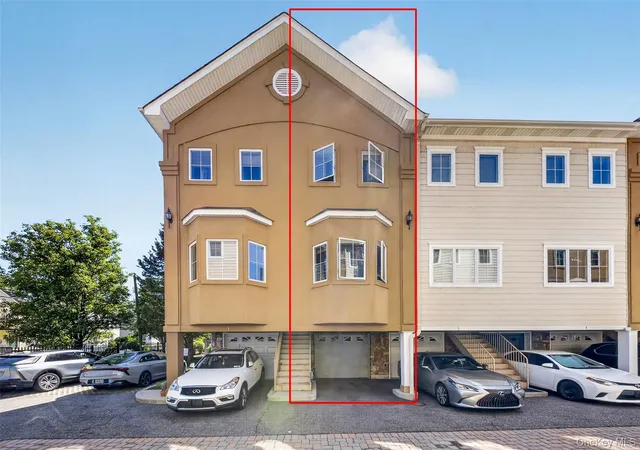 330-maple-ave-2-hempstead-ny-11590/hzid_2915fc26