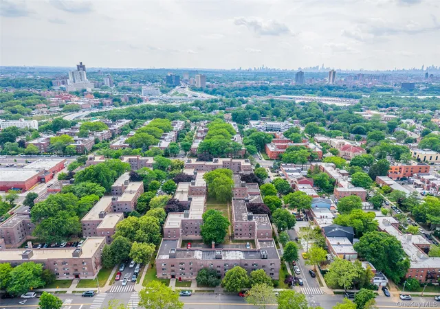 144-36-78th-ave-2d-new-york-ny-11367/hzid_ddeb5e2c