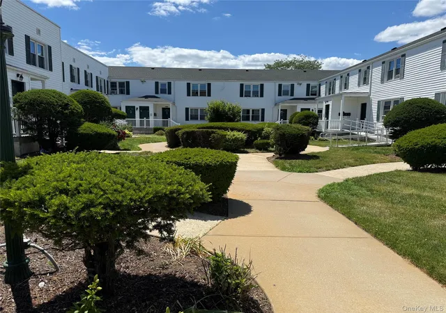 494-s-ocean-ave-1l-freeport-ny-11520/hzid_76a36c1c