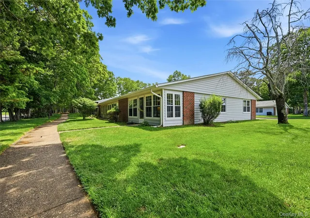 133-eastbourne-ct-f-brookhaven-ny-11961/hzid_fcec5f64