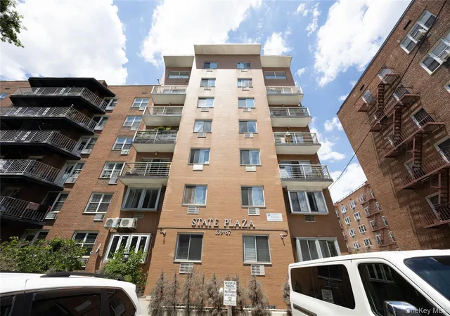 13987-35th-ave-3c-new-york-ny-11354/hzid_d0c385bf