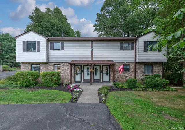 303-village-ct-kingston-ny-12401/hzid_7356c00c