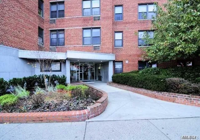 102-30-queens-blvd-1s-new-york-ny-11375/hzid_fd39b9bc