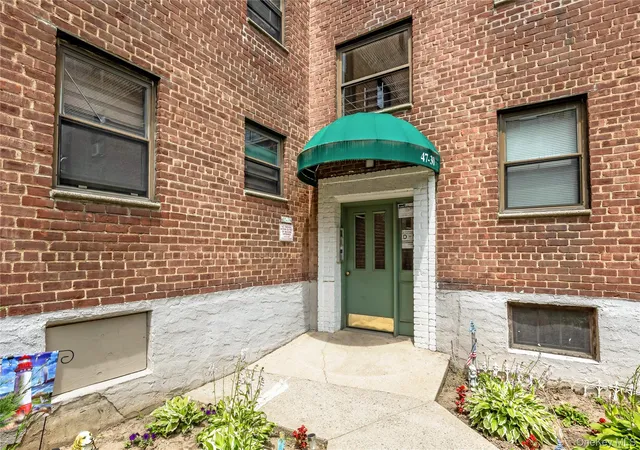 47-30-217th-street-2c-new-york-ny-11361/hzid_a3eef0eb