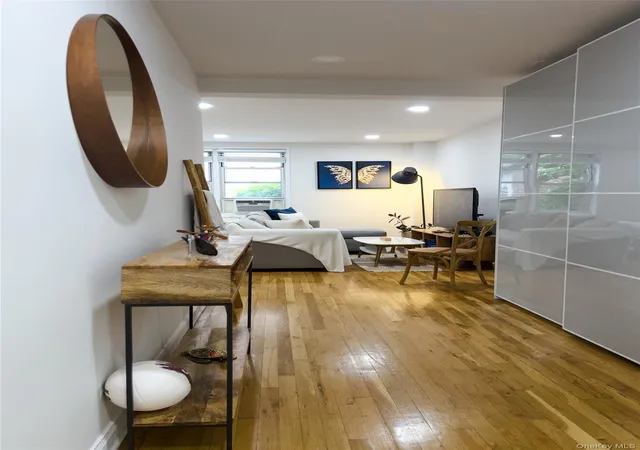 510-dubois-ave-6a-hempstead-ny-11581/hzid_c0c4e8cf