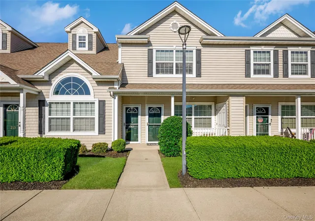 212-willow-ln-valley-stream-ny-11580/hzid_5eda286b