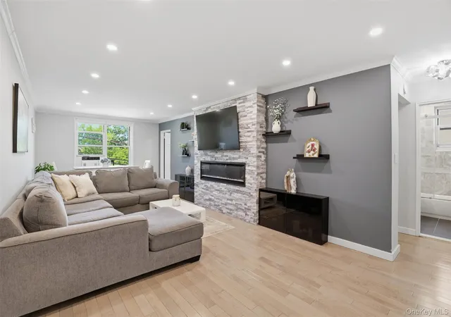 1304-midland-ave-a24-yonkers-ny-10704/hzid_d8fcd107