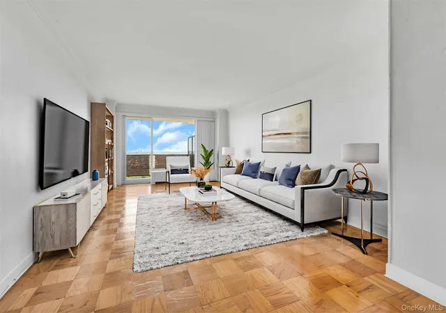 110-11-queens-blvd-26j-new-york-ny-11375/hzid_1b4ee762