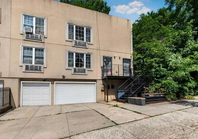 229a-w-tremont-ave-new-york-ny-10453/hzid_d8a40d9f