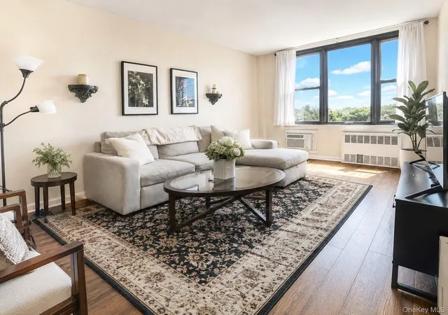 6200-riverdale-ave-7a-new-york-ny-10471/hzid_e89c5981