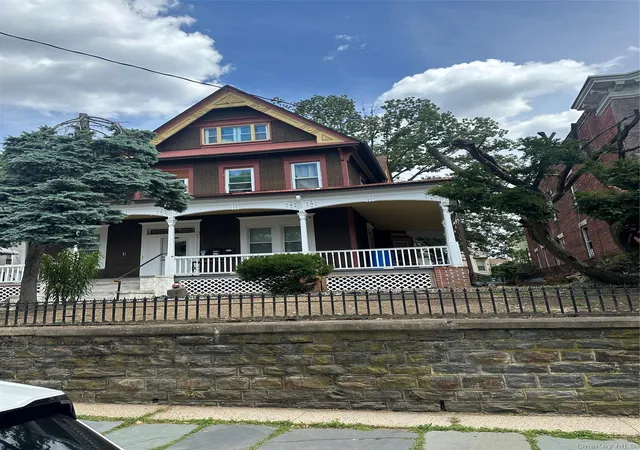 121-n-terrace-ave-mount-vernon-ny-10550/hzid_efe12359